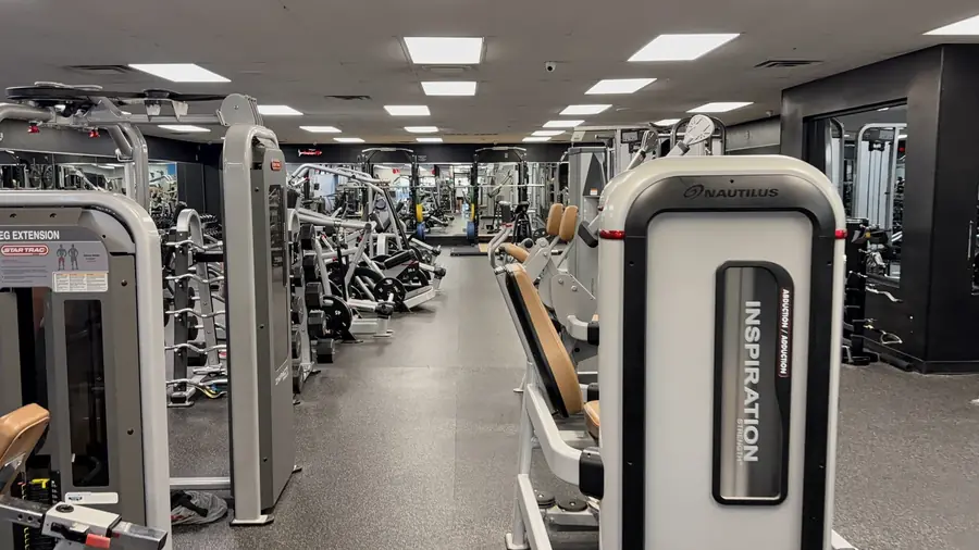 The center aisle of the selectorized machine floor