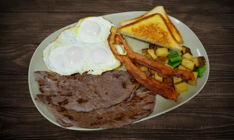 Steak breakfast plate
