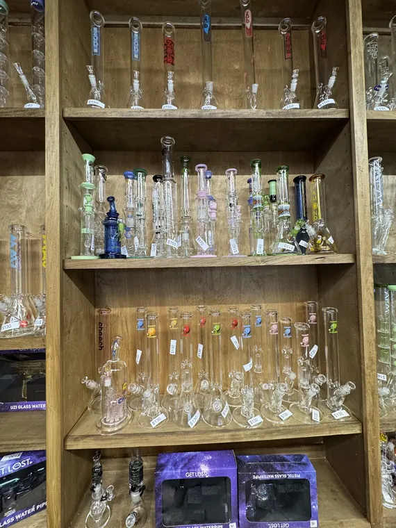 Rows of glass beakers and bubblers